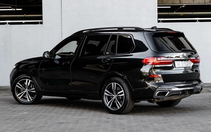 BMW X7 cena 259000 przebieg: 178000, rok produkcji 2019 z Kielce małe 562